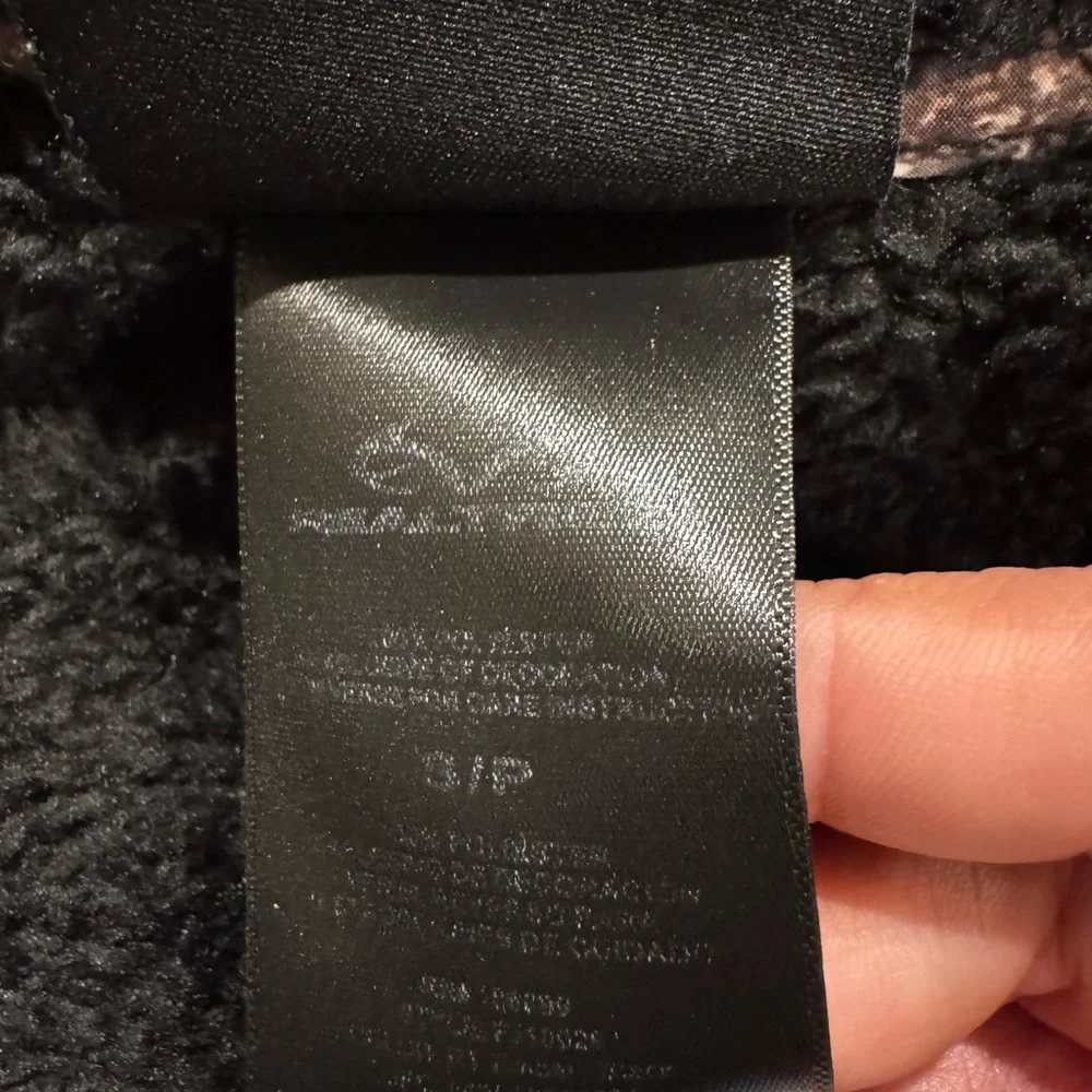 Realtree Camo Sherpa Fleece 1/4 Zip Pullover Jacket - Small - Picture 5 of 11